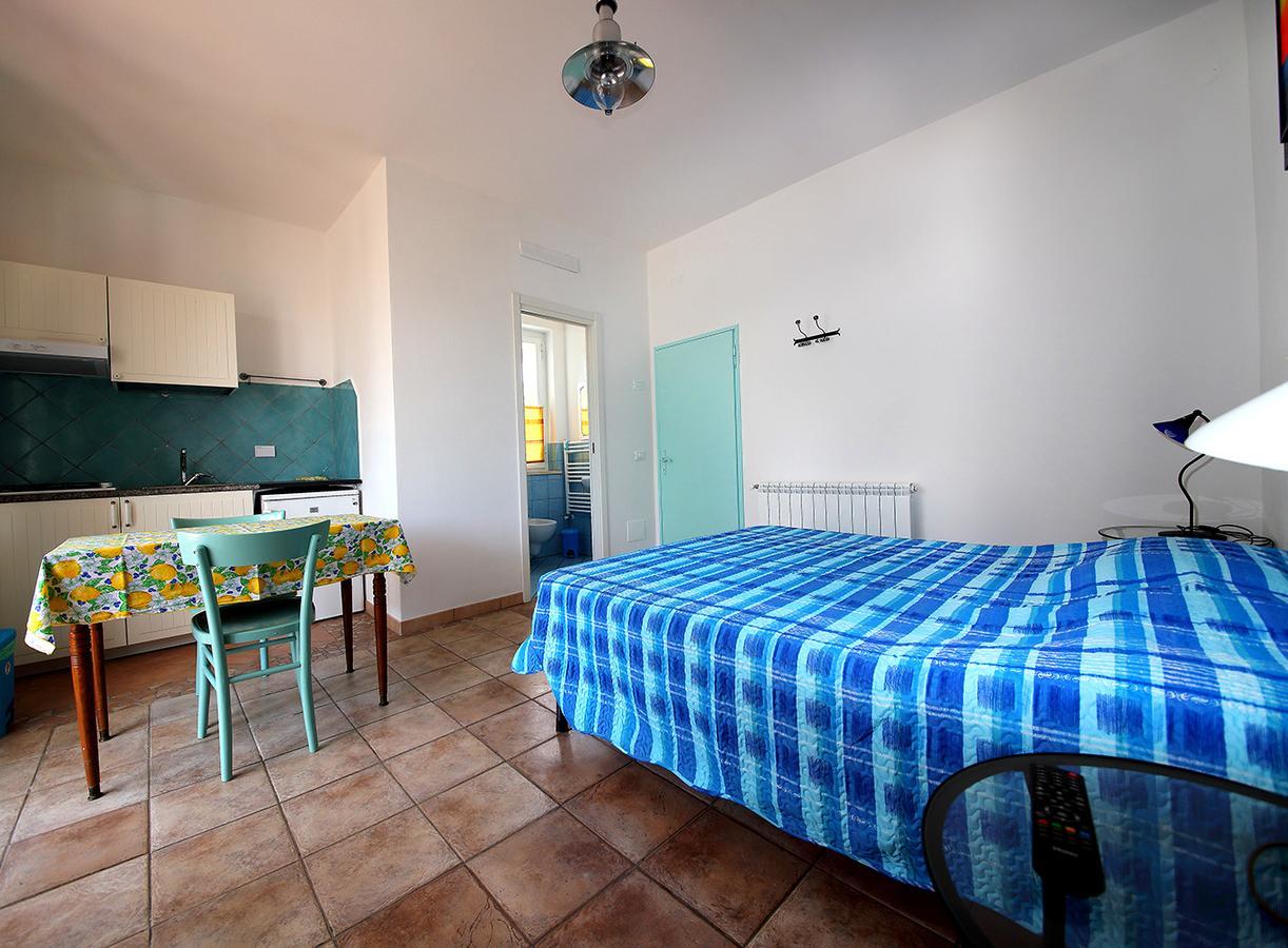 Casa Balena Bianca Apartment Лакона Екстериор снимка